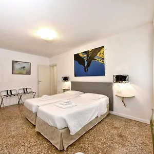 casa-ai-greci-your-home-away-from-home.hotelslidodijesolo.com/