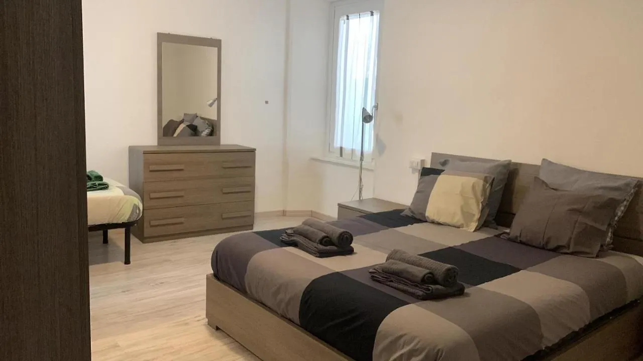 Appartamento Centro Storico Porlezza İtalya