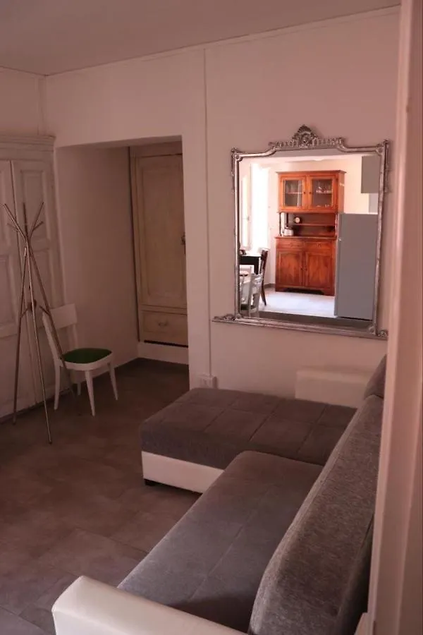Appartamento Centro Storico Porlezza Daire